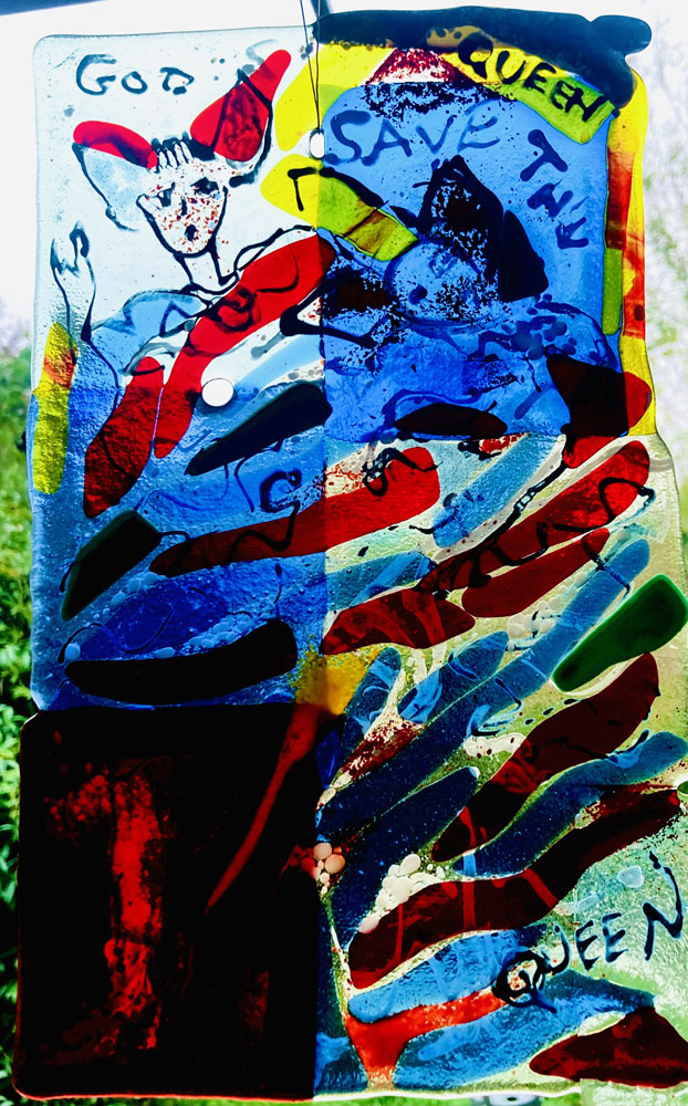 God Save The Queen (Homage to Vivienne Westwood) God Save The Queen (Homage to Vivienne Westwood)